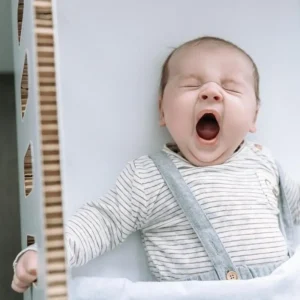 Cheap KarTent Papp-Babybett Papercrib Weis